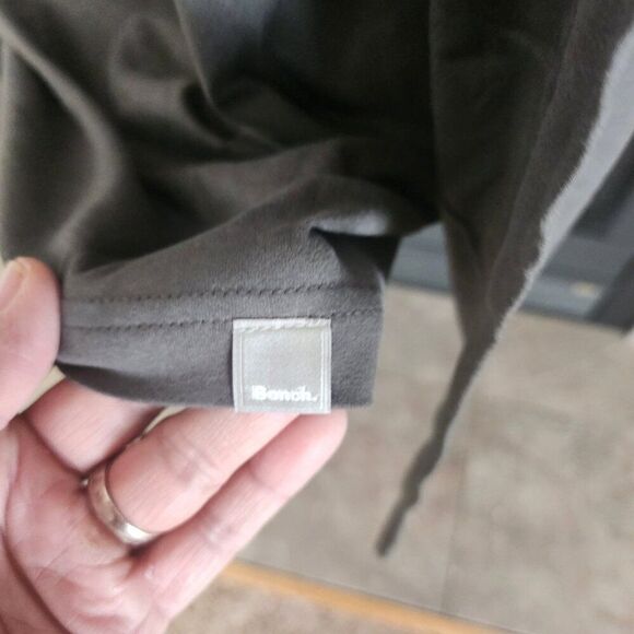 Bench Men's Logo Tee Gray 100% Cotton NWT - Picture 7 of 7